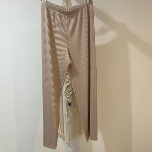Uniqlo pleated pant